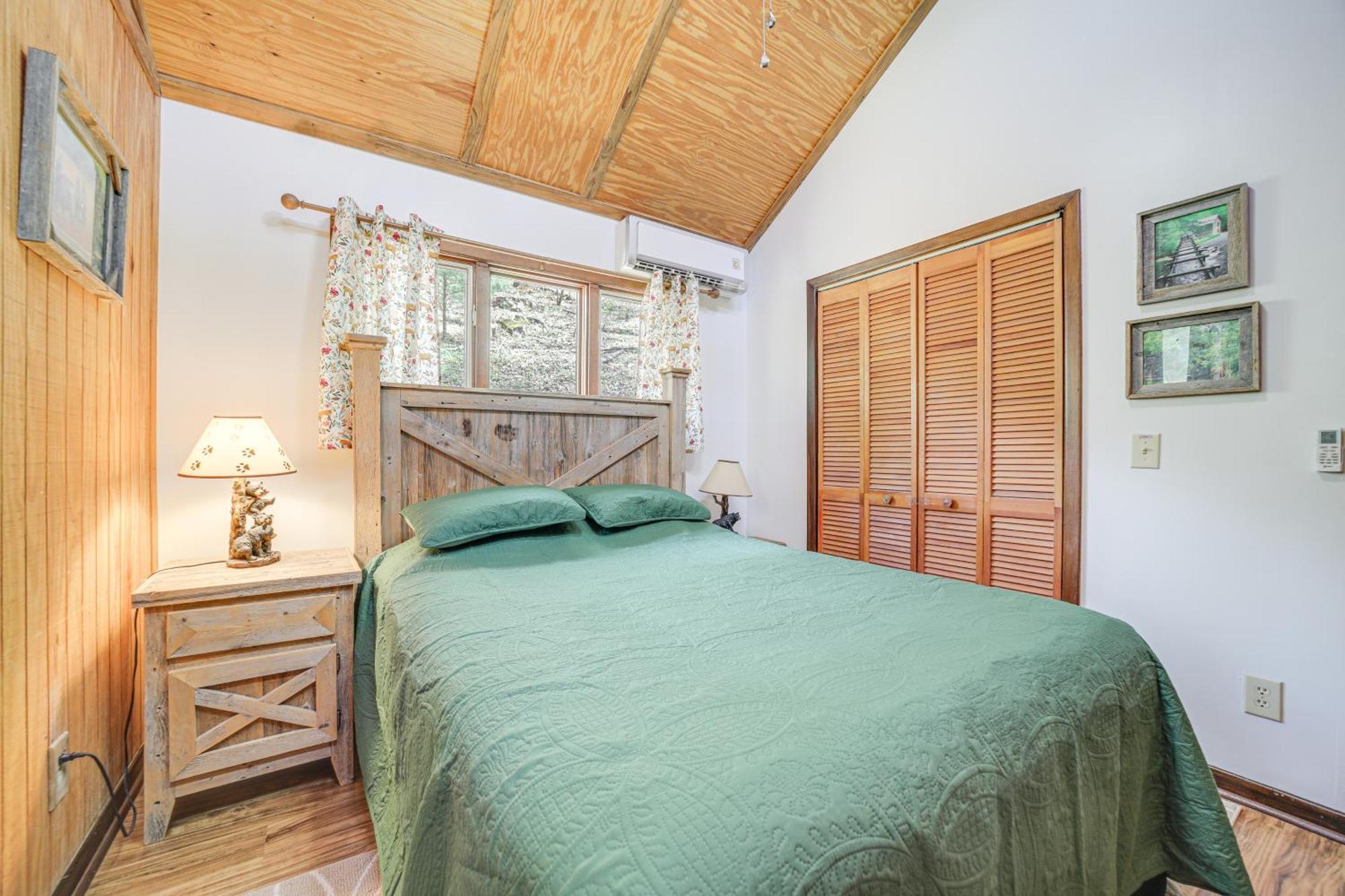 Creekside Whittier Cabin With Fire Pit Near Hiking! Εξωτερικό φωτογραφία